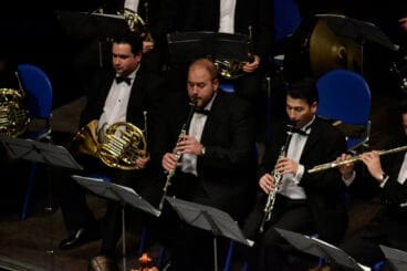 Primeros conciertos como músico profesional de Javi Gil en 2012