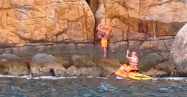 rescate en el raco de lillot de benitatxell imagen de la empresa de salvamento svs