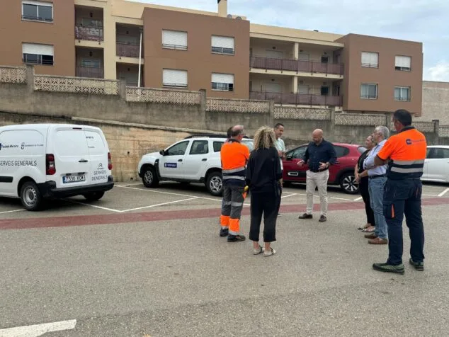 Teulada-Moraira decide dónde se ubicarán los depósitos de agua para hacer frente a la escasez 1 Imagen: Teulada Moraira inicia la instalación de los puntos de suministro de agua