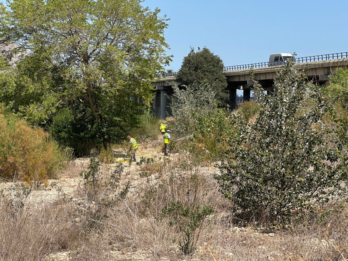 Trabajos de restauración en el río Girona