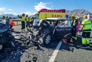 Accidente frontal en Ondara