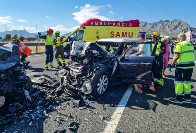 Imagen: Accidente frontal en Ondara