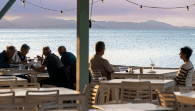 disfruta de la puesta de sol en restaurante noguera