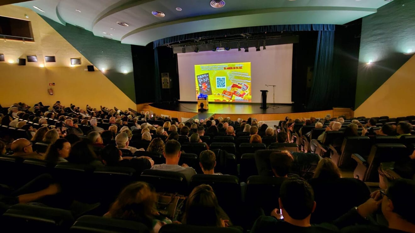 Entrega de premios del Certamen Nacional de Teatro Amateur 'Antonio Ferrer el Cartero' de Calp en 2023