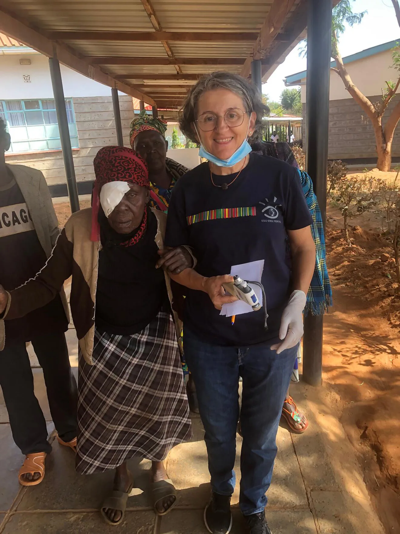 Labor de Visió sense Fronteres en Kenia