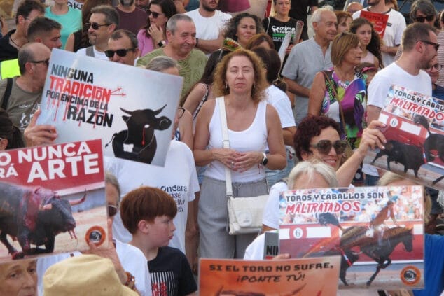 manifestacion antitaurina en ondara 17