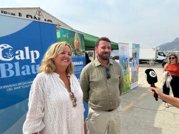 Pere Moll, concejal de Medio Ambiente de Calp, y Ana Sala, alcaldesa de Calp