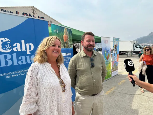 Imagen: Pere Moll, concejal de Medio Ambiente de Calp, y Ana Sala, alcaldesa de Calp