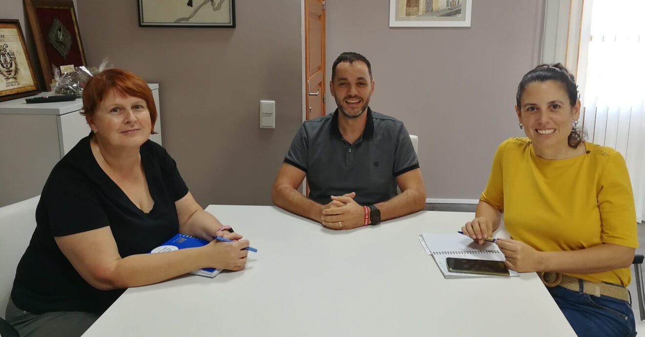 Reunión sobre el nuevo Servicio de Ayuda a Domicilio que ofrecerá la Fundació Ntra. Senyora de la Soledat de Ondara