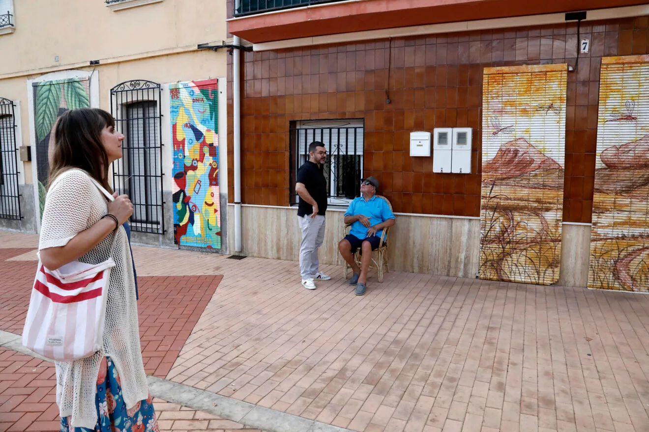 Visita a la muestra de 'Persianes amb Art' de Els Poblets de 2023