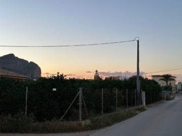 Calle Altra part del riu del Verger