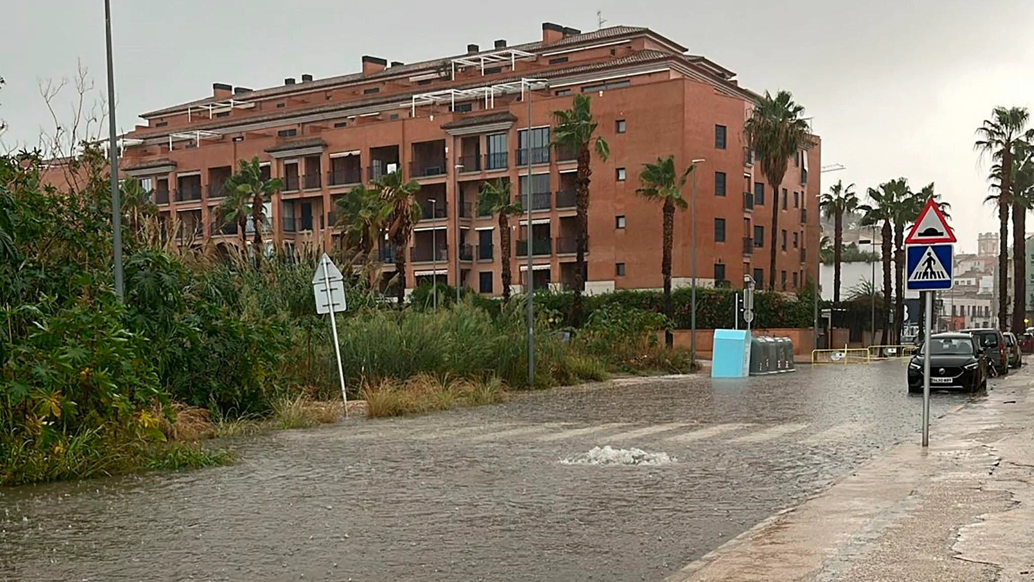 calles inundadas de agua en denia