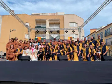 Celebración del aniversario de la Colla La Llebetjà de Benitatxell por el 9 d’Octubre