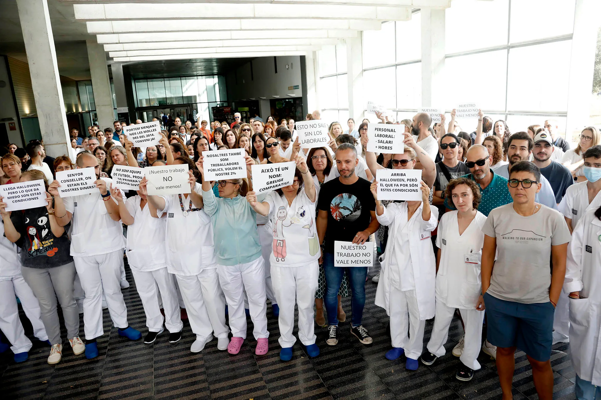 concentracion de sanitarios de la marina alta este octubre de 2024