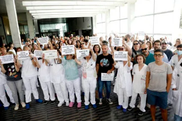 Concentración de sanitarios de la Marina Alta octubre 2024 01