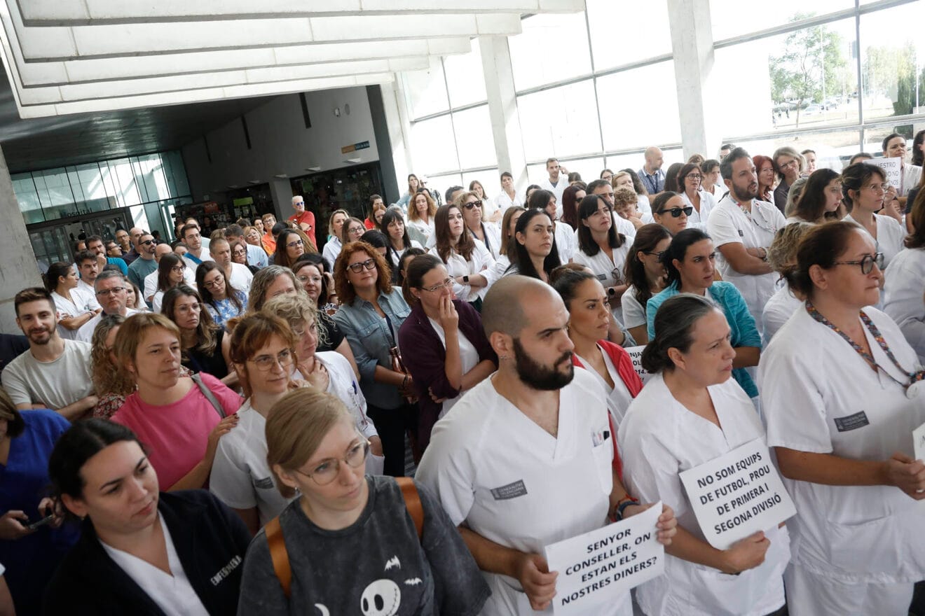 Concentración de sanitarios de la Marina Alta octubre 2024 11