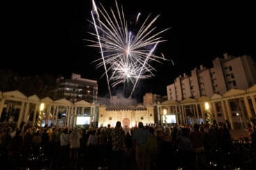 Final de la gala de entrega del Premi Jaume Pastor i Fluixà, 9 d’Octubre i Medalles de la Vila en Calp este 2024