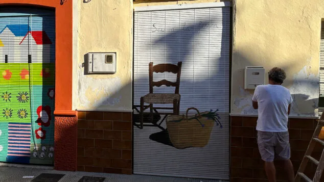 Persianes amb Art en Els Poblets: en qué consiste, cuándo es, dónde se ubica la exposición, obras y artistas 38 margalida serra mallorca