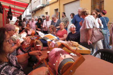 muestra de bolillos en xix fira gata al carrer 2024