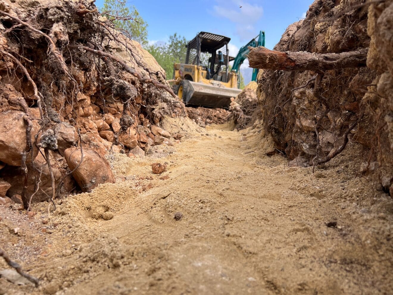 Obra de mejora de red de agua en Vall de Gallinera