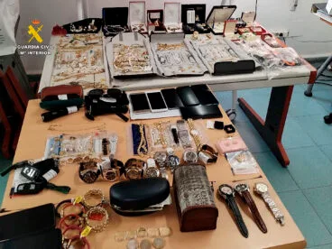 Parte del material robado por la banda criminal