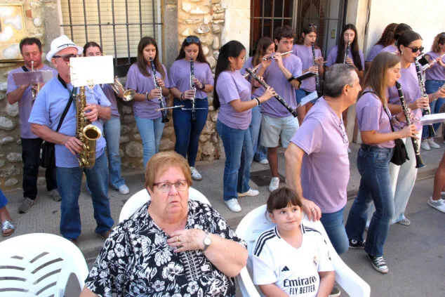 persianes amb art 2024 en els poblets 40