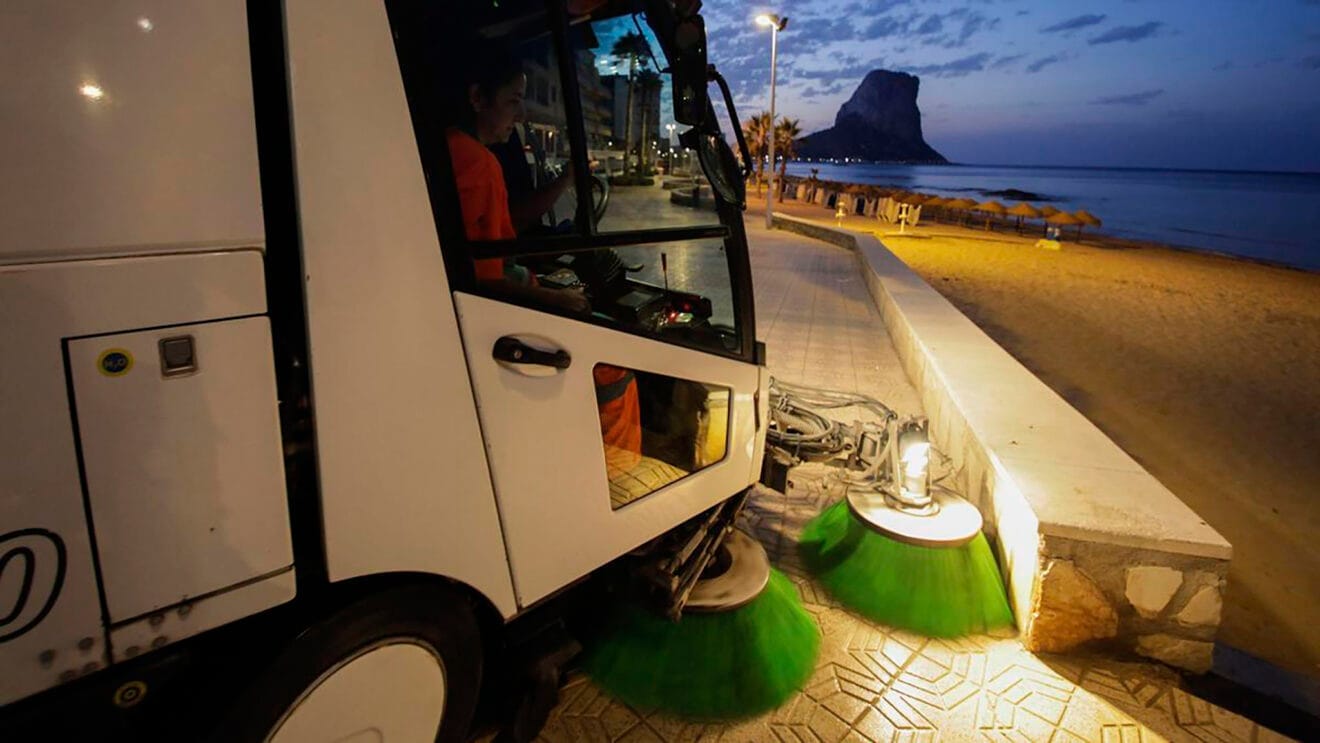 Servicio de limpieza en Calp (archivo)