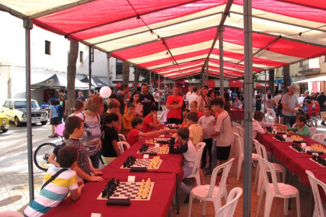 Gata de Gorgos saca a la calle todo su comercio, gastronomía y tradición 19 xix fira gata al carrer 2024 18