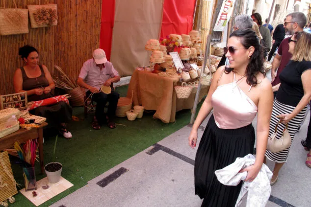 Gata de Gorgos saca a la calle todo su comercio, gastronomía y tradición 26 xix fira gata al carrer 2024 25