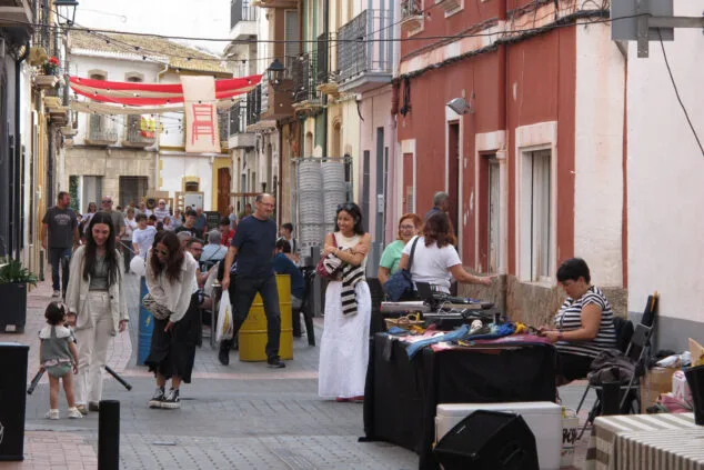 Gata de Gorgos saca a la calle todo su comercio, gastronomía y tradición 30 xix fira gata al carrer 2024 29