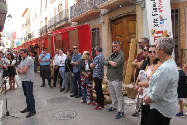 Gata de Gorgos saca a la calle todo su comercio, gastronomía y tradición 32 xix fira gata al carrer 2024 31