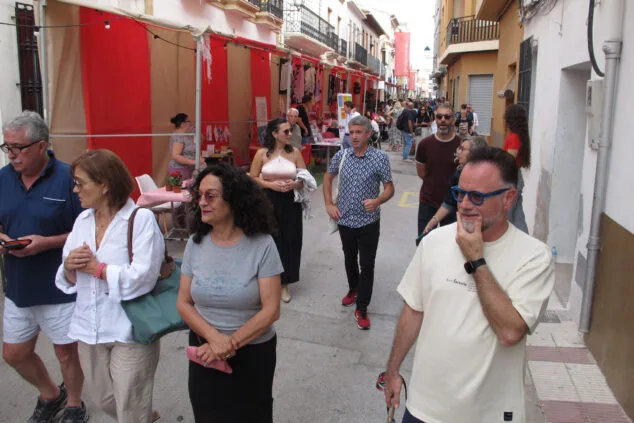 Gata de Gorgos saca a la calle todo su comercio, gastronomía y tradición 41 xix fira gata al carrer 2024 41