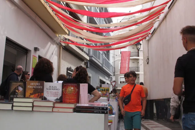 Gata de Gorgos saca a la calle todo su comercio, gastronomía y tradición 46 xix fira gata al carrer 2024 46