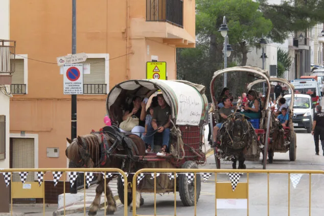 Gata de Gorgos saca a la calle todo su comercio, gastronomía y tradición 50 xix fira gata al carrer 2024 50