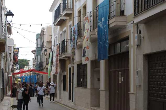 Gata de Gorgos saca a la calle todo su comercio, gastronomía y tradición 53 xix fira gata al carrer 2024 53