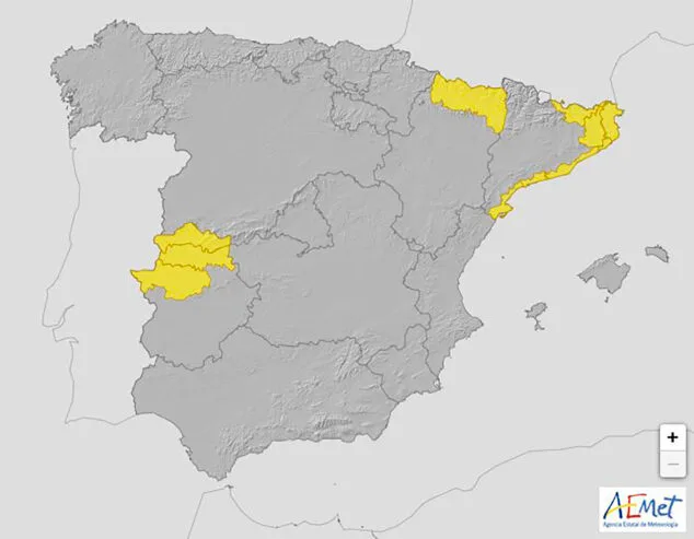 Cómo funciona el sistema de avisos de la AEMET y qué significan los distintos niveles 1 Imagen: Avisos activos en España hoy, martes 5 de noviembre 2024