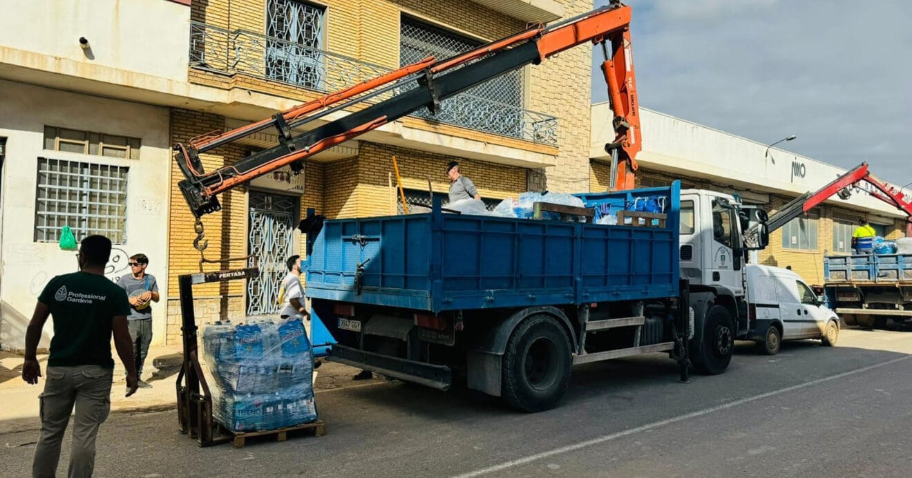 Camiones de ayuda parten desde Benissa a Valencia