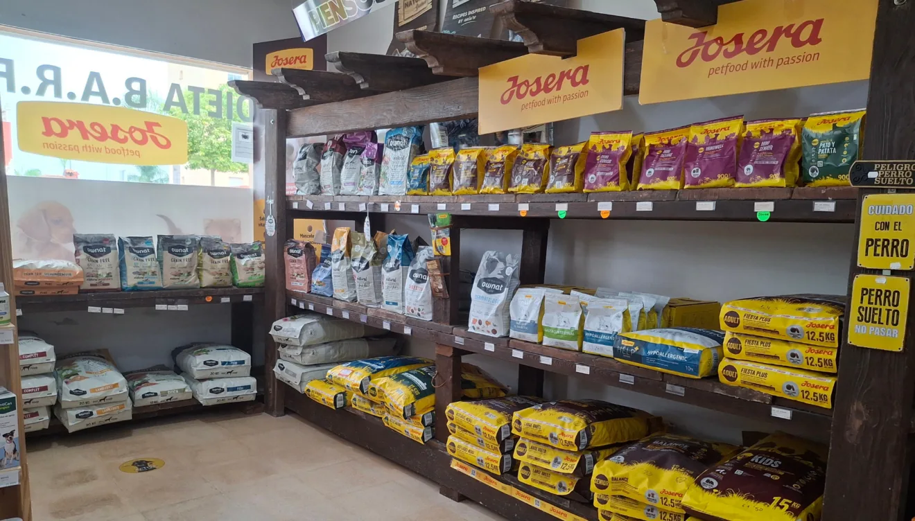 Confía en Més que piensos para alimentar a tu mascota