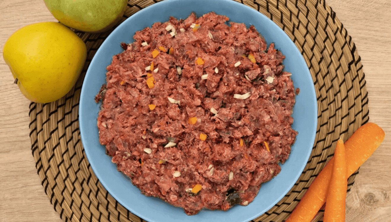 Dieta BARF: natural, fresca y llena de beneficios