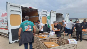 La ayuda desde Calp llega a Alcàsser 07