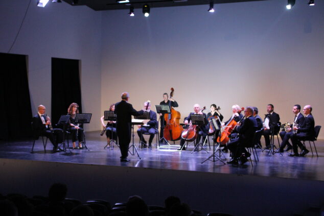 Imagen: Concierto solidario de la OMA en Beniarbeig