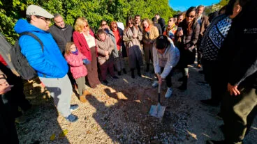 alumnos del cee gargasindi de calp inauguran las obras del nuevo centro