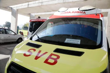 Ambulancia de servicios mínimos en el Hospital de Dénia