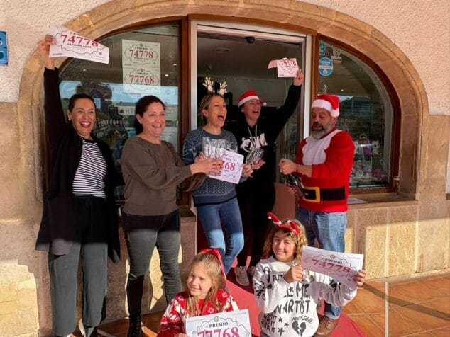 celebracion en la administracion de tabacos arenal de xabia