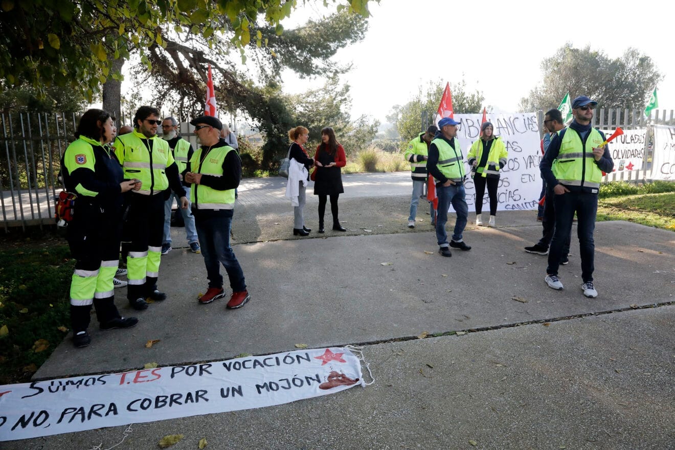 Concentración Técnicos en Emergencias Sanitarias en Dénia 06