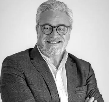 Javier Llopis – Tesorero de AMDComVal