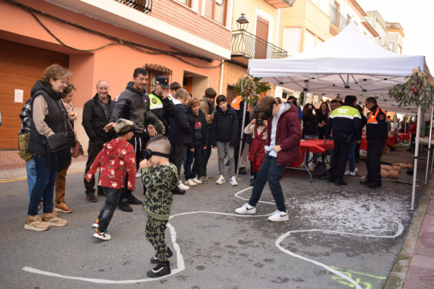 Imagen: Juegos y entretenimiento para los niños y niñas de Benitatxell en el Mercado de Navidad