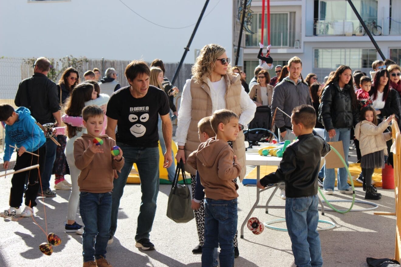 Mercado de Navidad Poble Nou de Benitatxell 2024 (6)