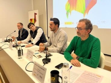 Mesa redonda Fons Valencià per la Solidaritat