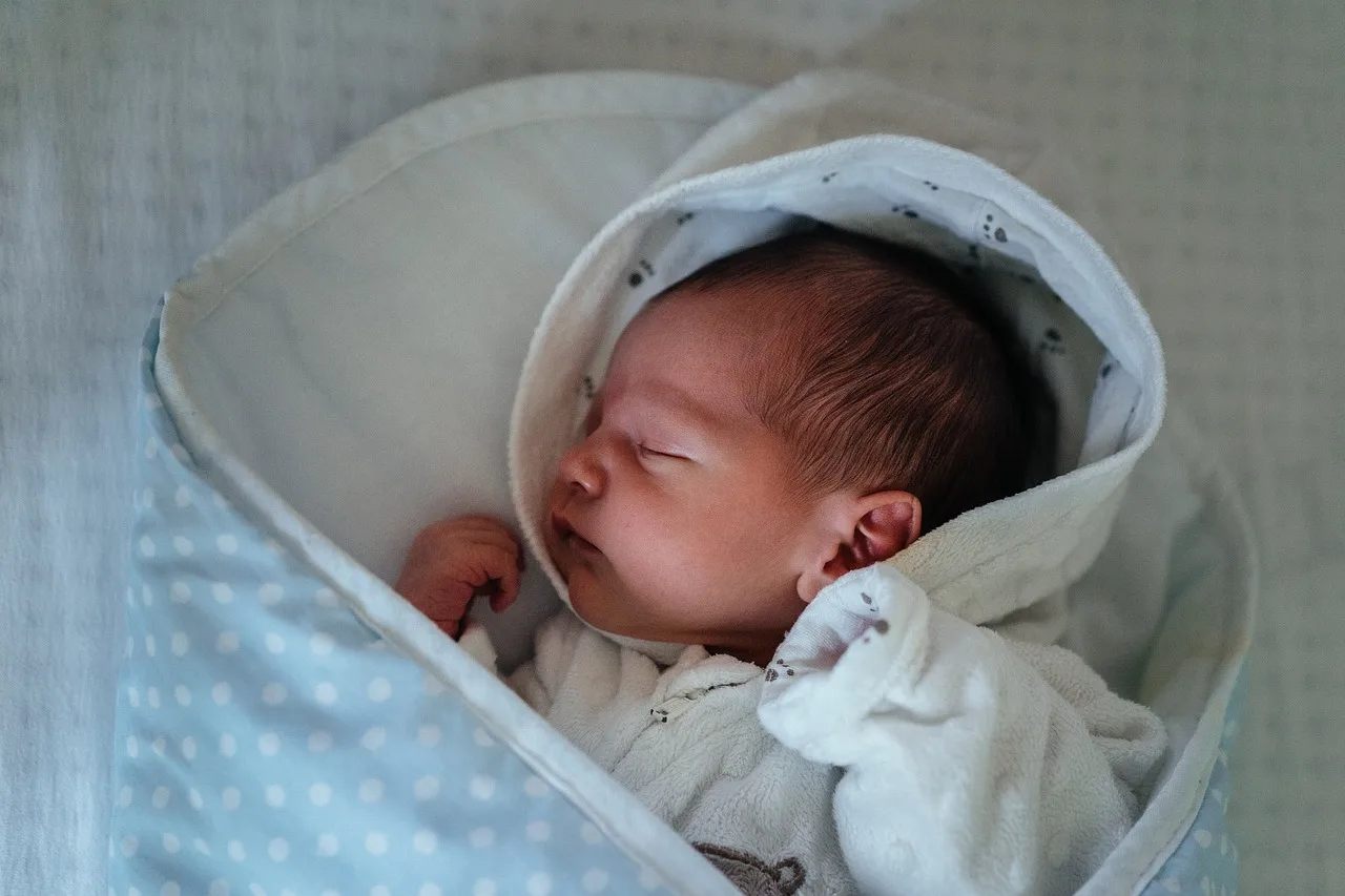 newborn 4785644 1280